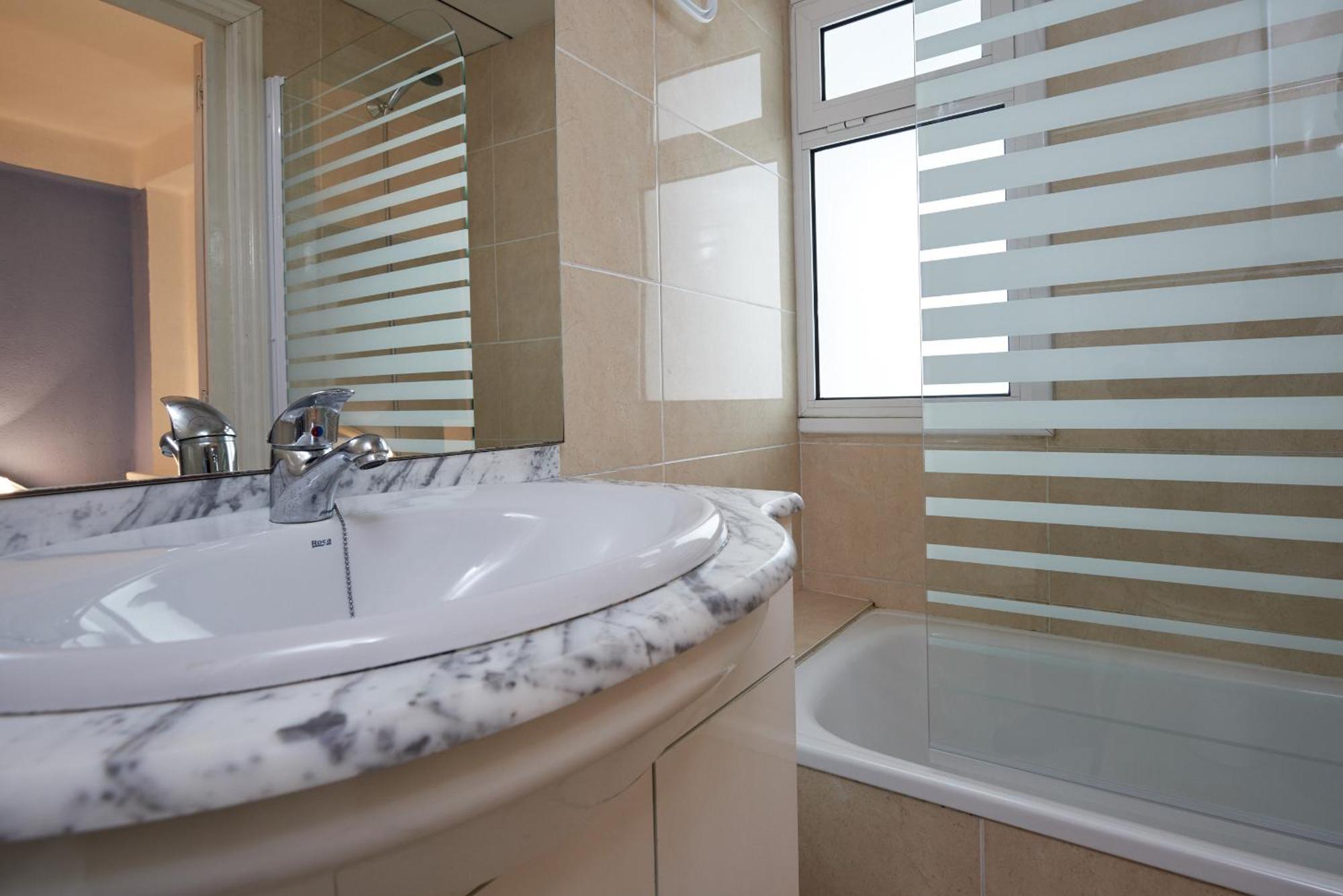 DIFFERENTFLATS Acantilados Salou Exterior foto